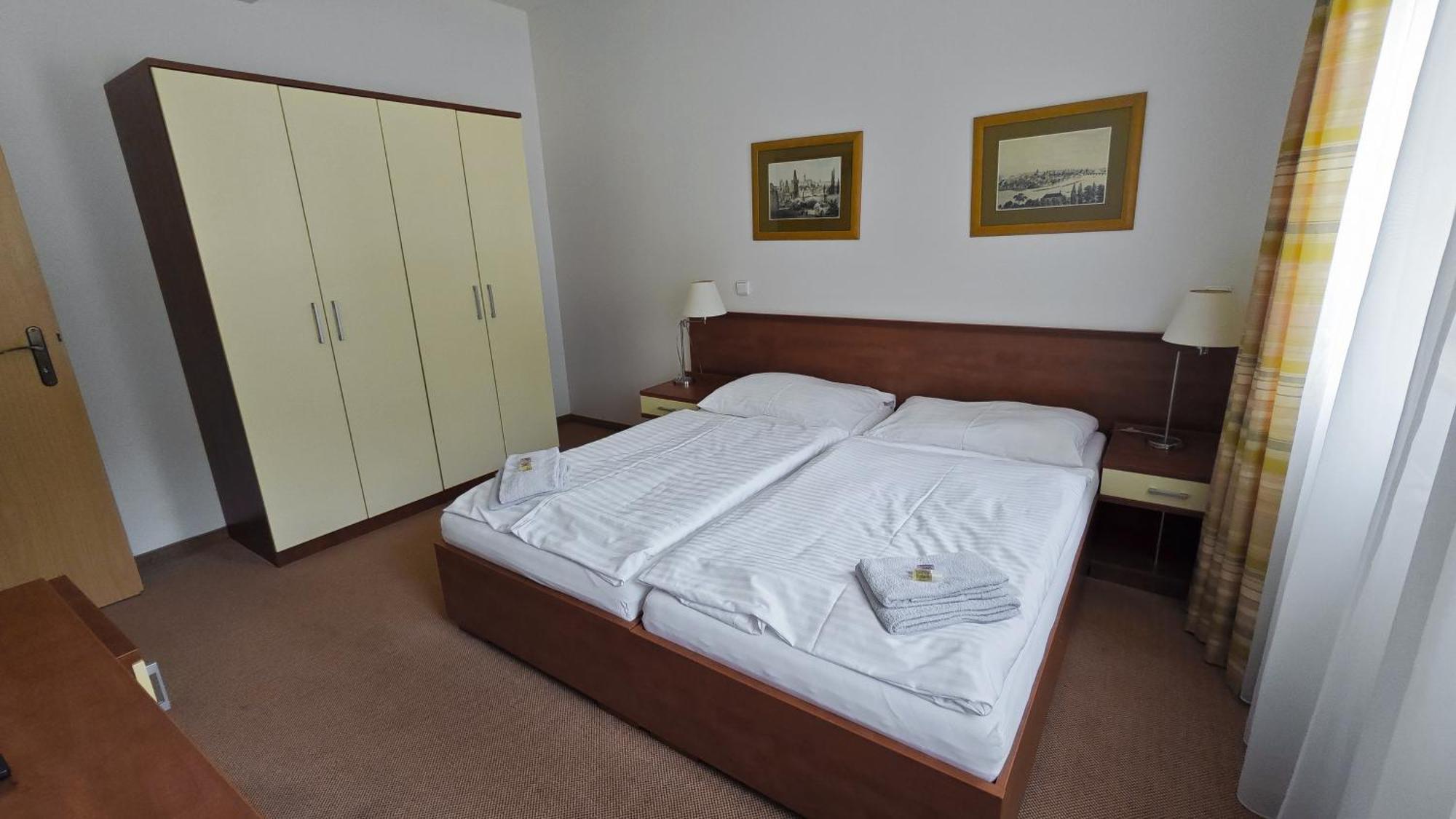Rezort Bazant Karlovy Vary Exterior foto