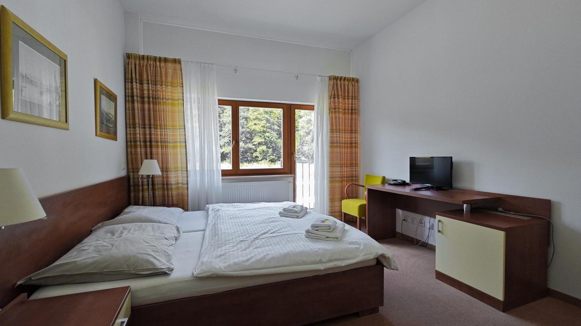 Rezort Bazant Karlovy Vary Exterior foto