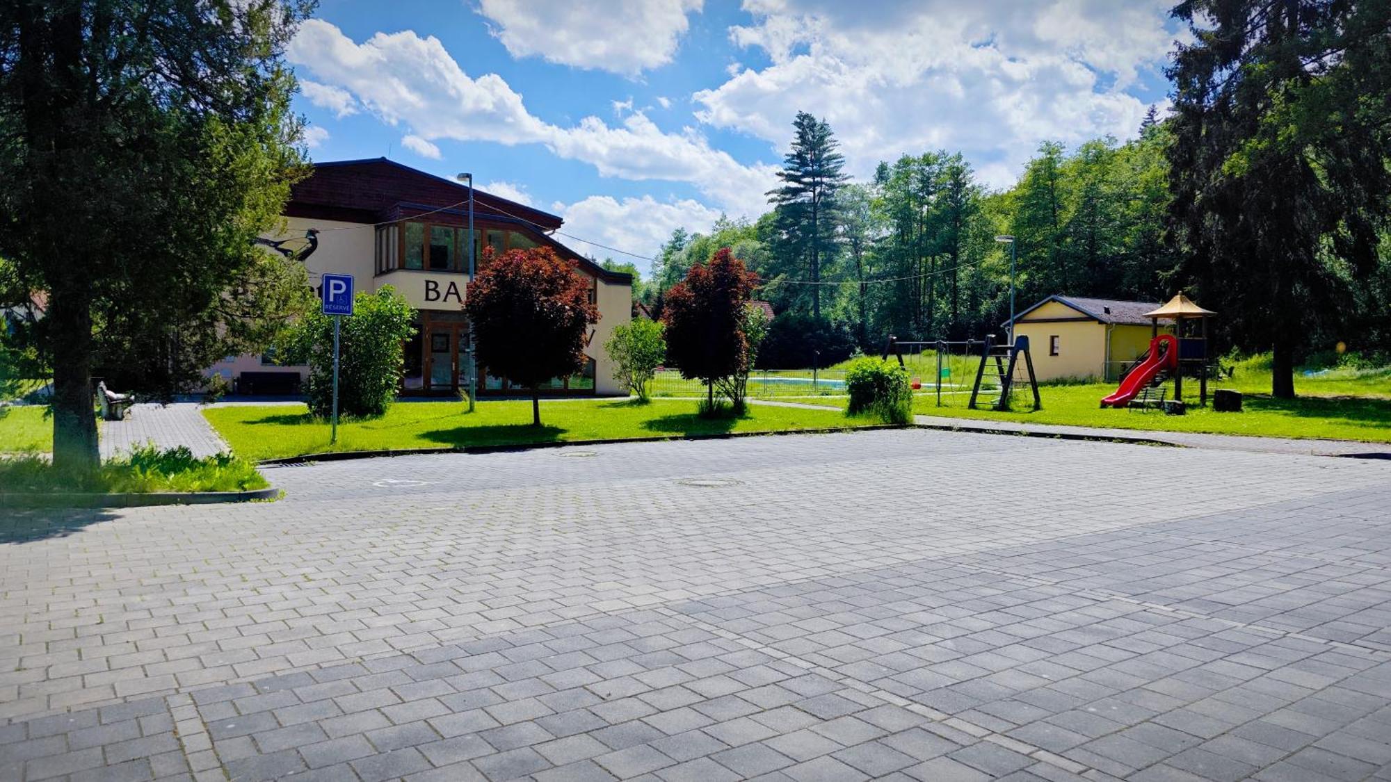 Rezort Bazant Karlovy Vary Exterior foto